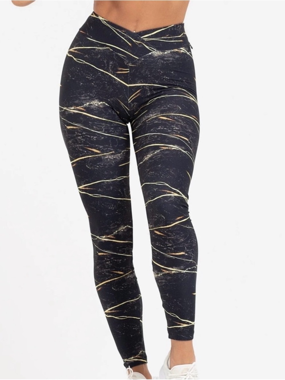 High-Waist Black & Gold Tiger Eye Lici Fit Set Size S/M